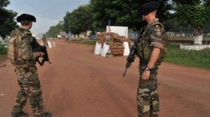 ob_9a7f29_soldats-frenchies-a-bangui